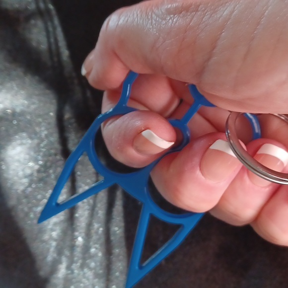 Safety kittypup keychain BLUE - Picture 2 of 4